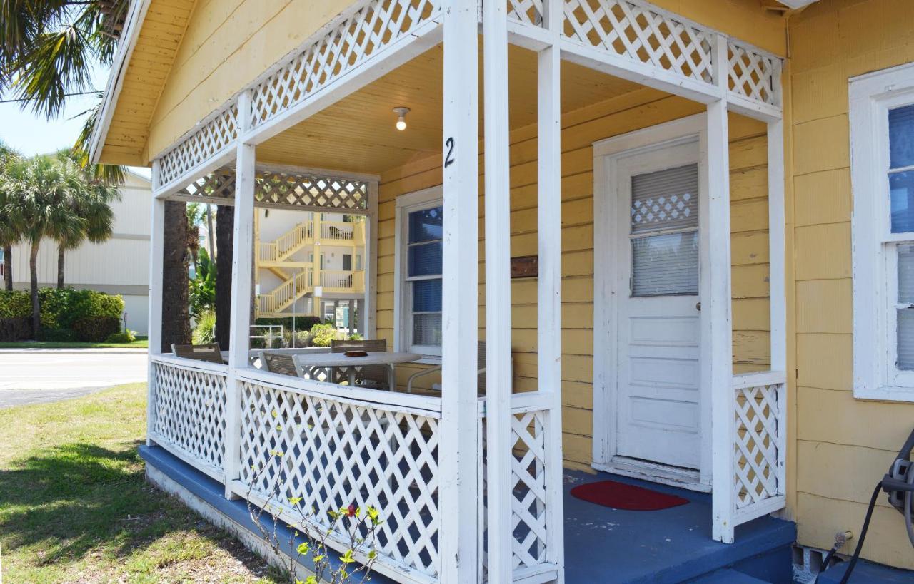 Sunshine Cozy Cottages インディアン・ロック・ビーチ エクステリア 写真
