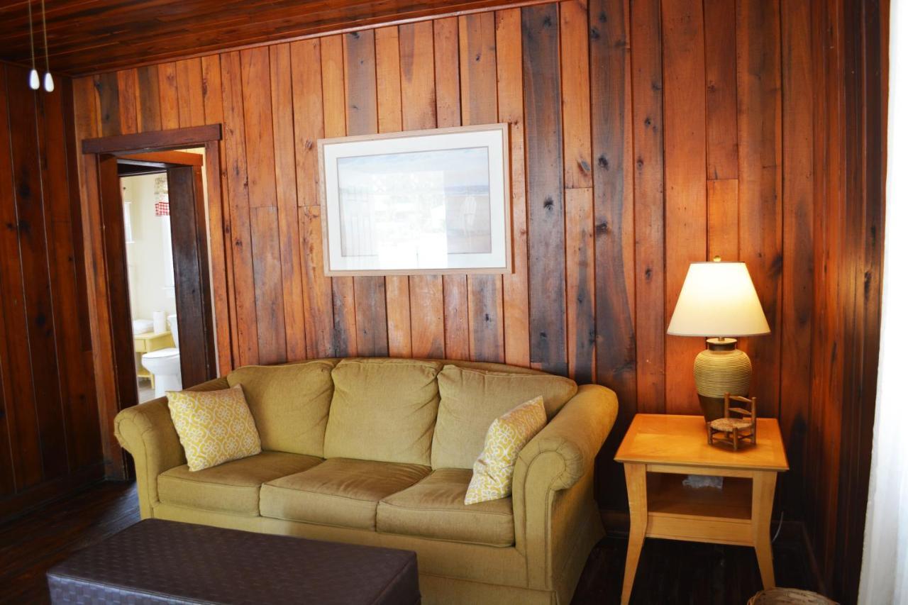Sunshine Cozy Cottages インディアン・ロック・ビーチ エクステリア 写真