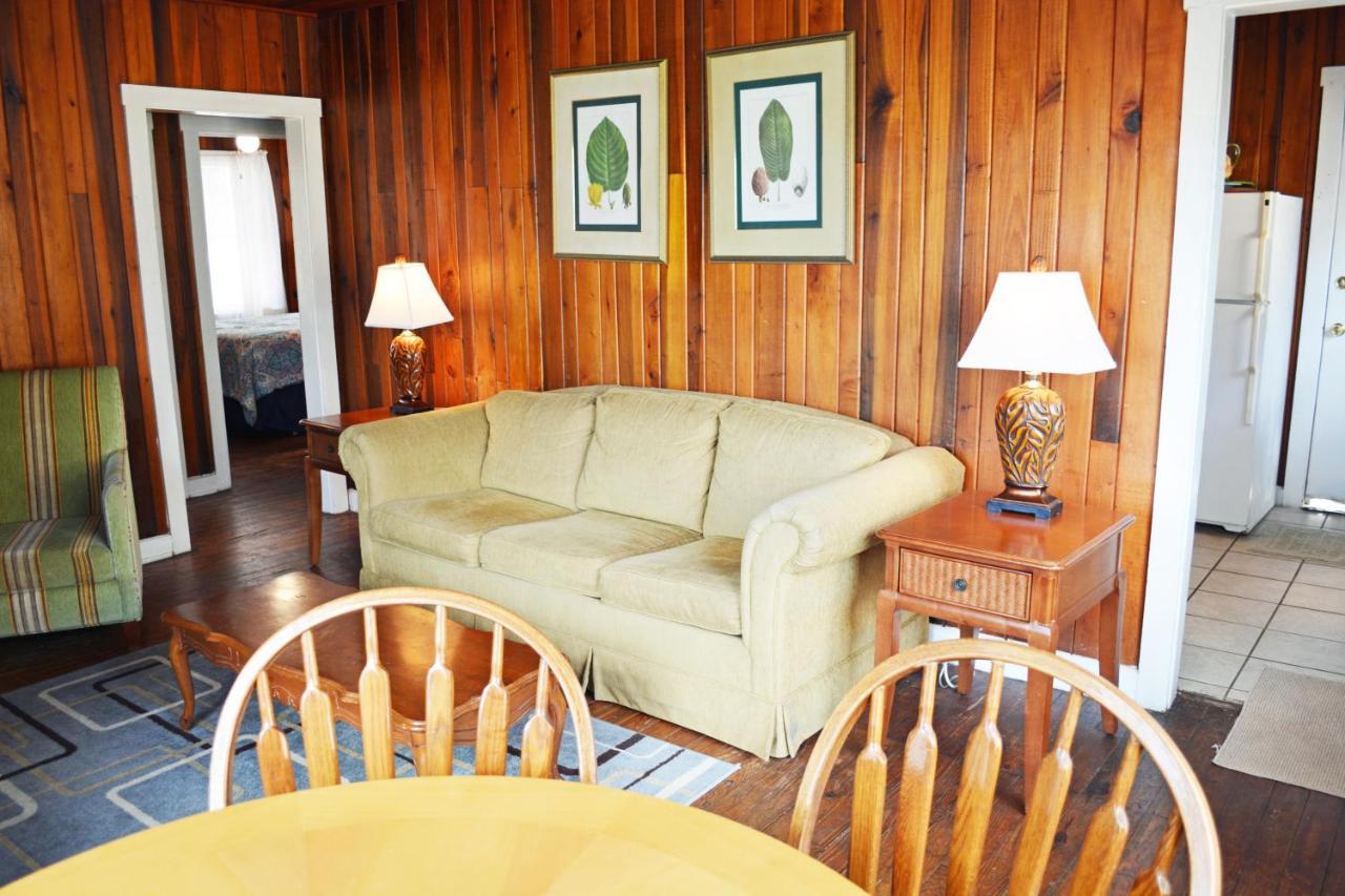 Sunshine Cozy Cottages インディアン・ロック・ビーチ エクステリア 写真