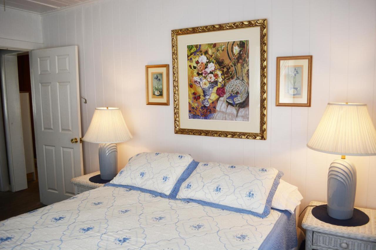 Sunshine Cozy Cottages インディアン・ロック・ビーチ エクステリア 写真