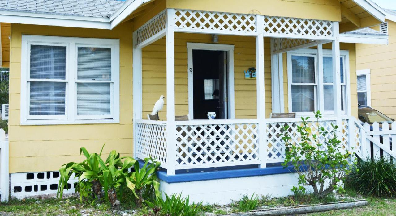Sunshine Cozy Cottages インディアン・ロック・ビーチ エクステリア 写真